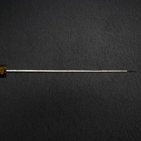 Kisuke x Xinguo Blue 1 槌目 K 型尖端牛刀 210mm，附刀鞘與漆塗握柄