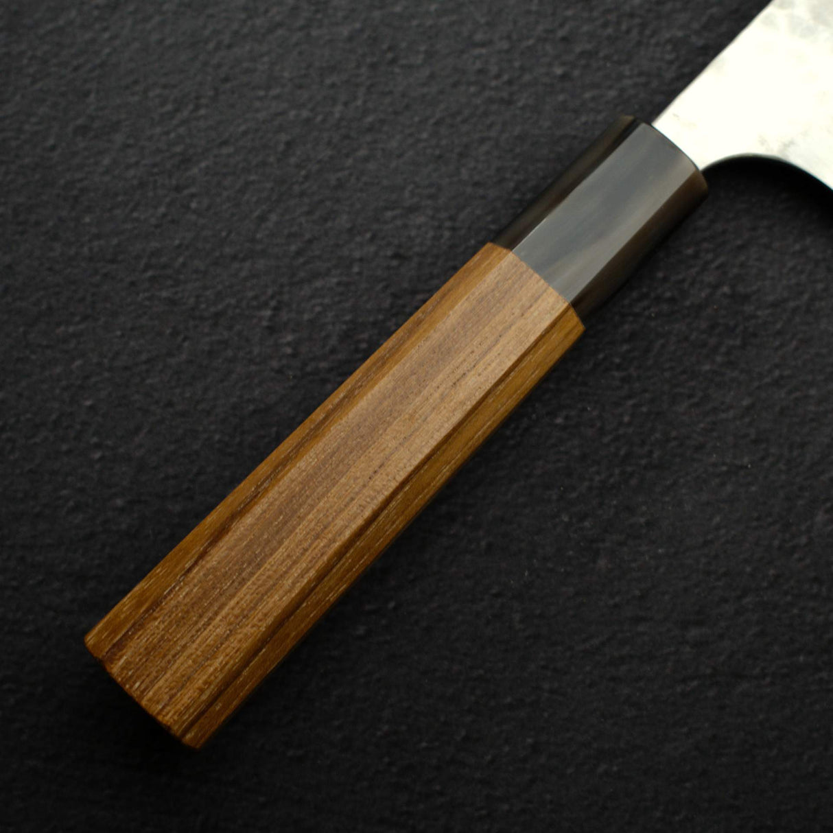 Kurosaki Yūgumo SG2 Tsuchime Santoku Vintage Stock w/ Saya