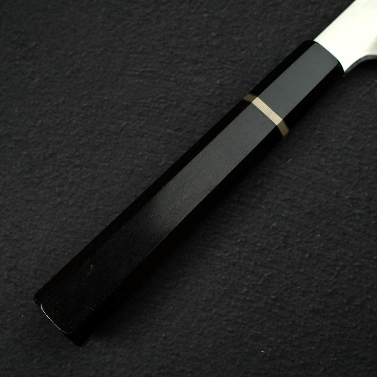 Sakai Takayuki Hienn K-tip Yanagiba 300mm by Itsuo Doi w/ Saya (Old Stock)
