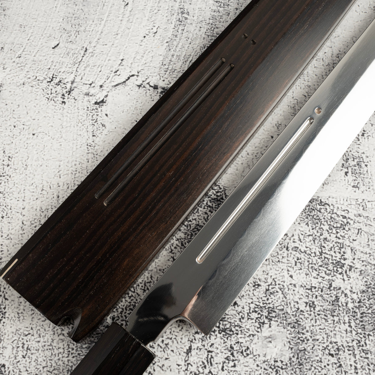 Exotic: Yoshikazu Ikeda Blue #1 Mizu-Honyaki K-tip Yanagiba 300mm with Blood Groove Ebony Set