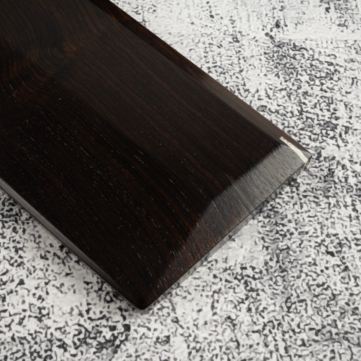 Exotic: Genkai Masakuni (玄海正國) White 2 Honyaki Usuba 240mm Ebony Set