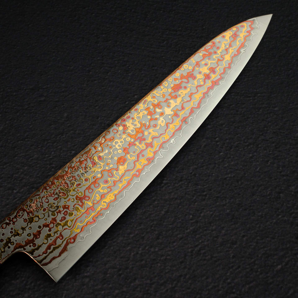 Hatsukokoro Kujaku V-Toku-2 Gyuto 210mm Rainbow Damascus Finish Urushi Handle