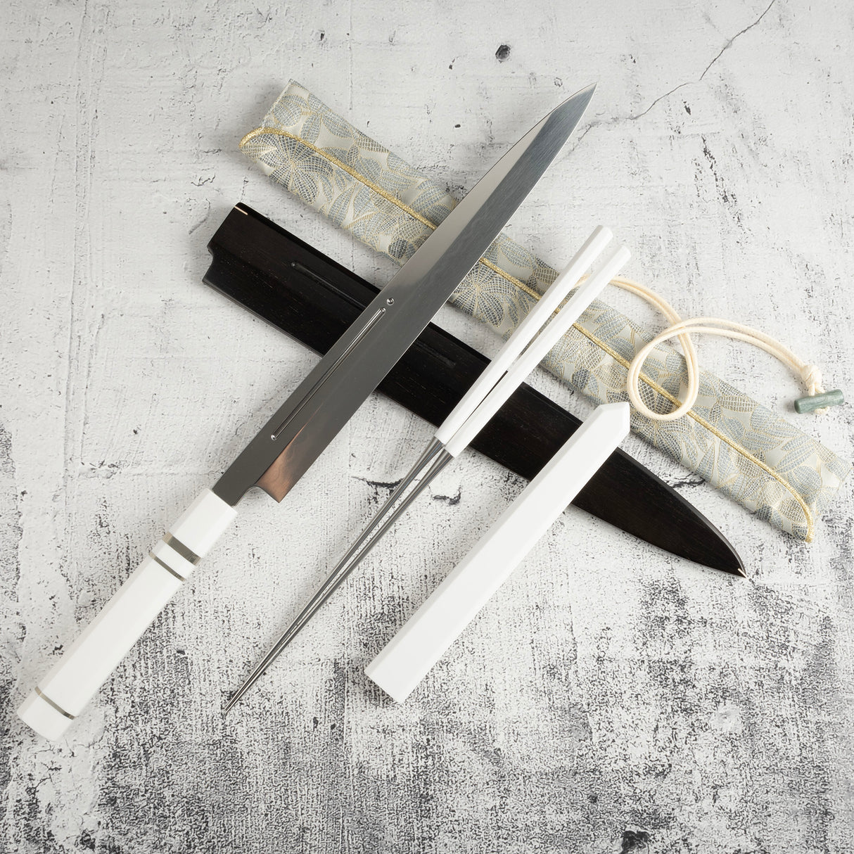 Exotic: Yoshikazu Ikeda Blue #1 Mizu-Honyaki Yanagiba 300mm / Moribashi Set #2