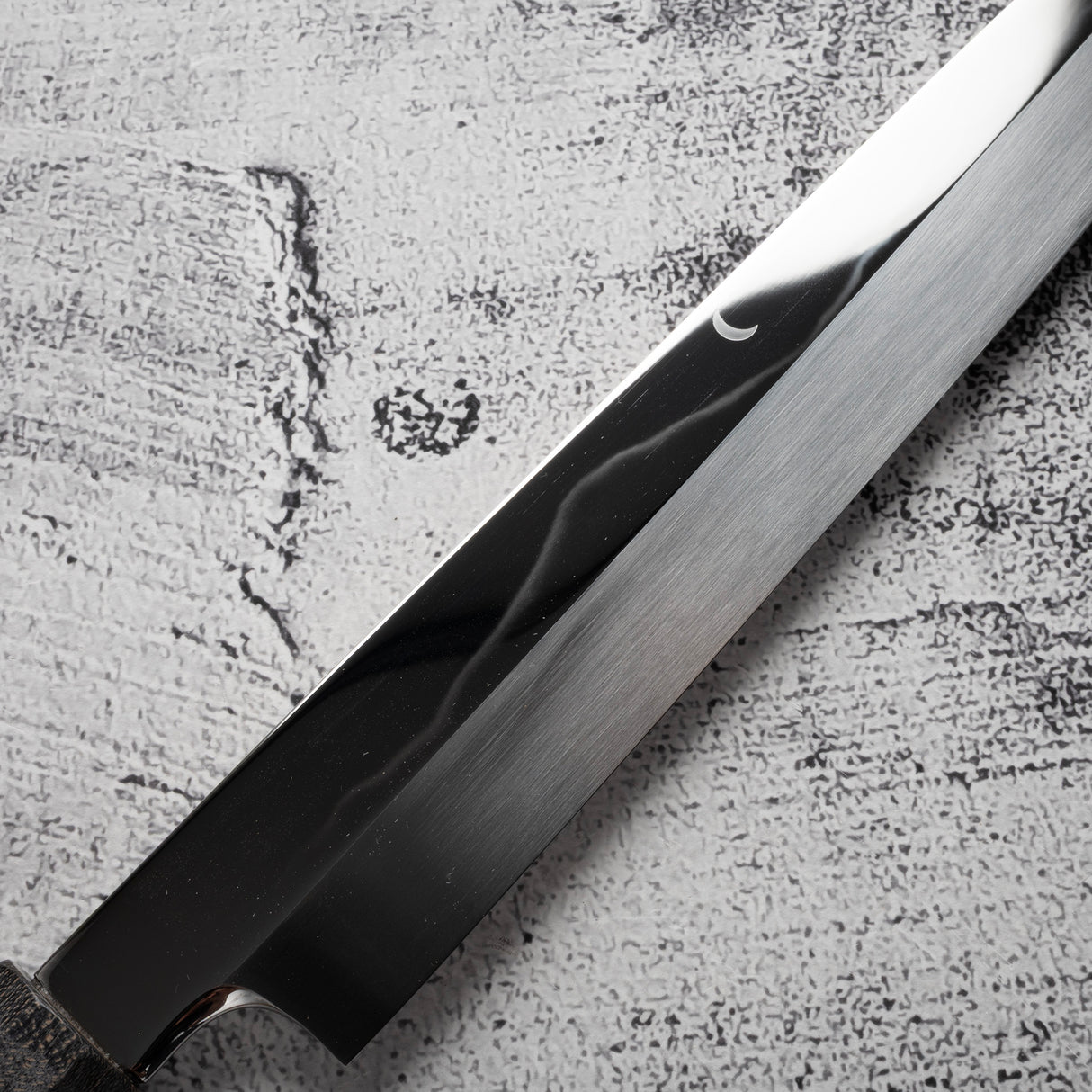 Exotic: Genkai Masakuni (玄海正國) Mizu-Honyaki Yanagiba 300mm