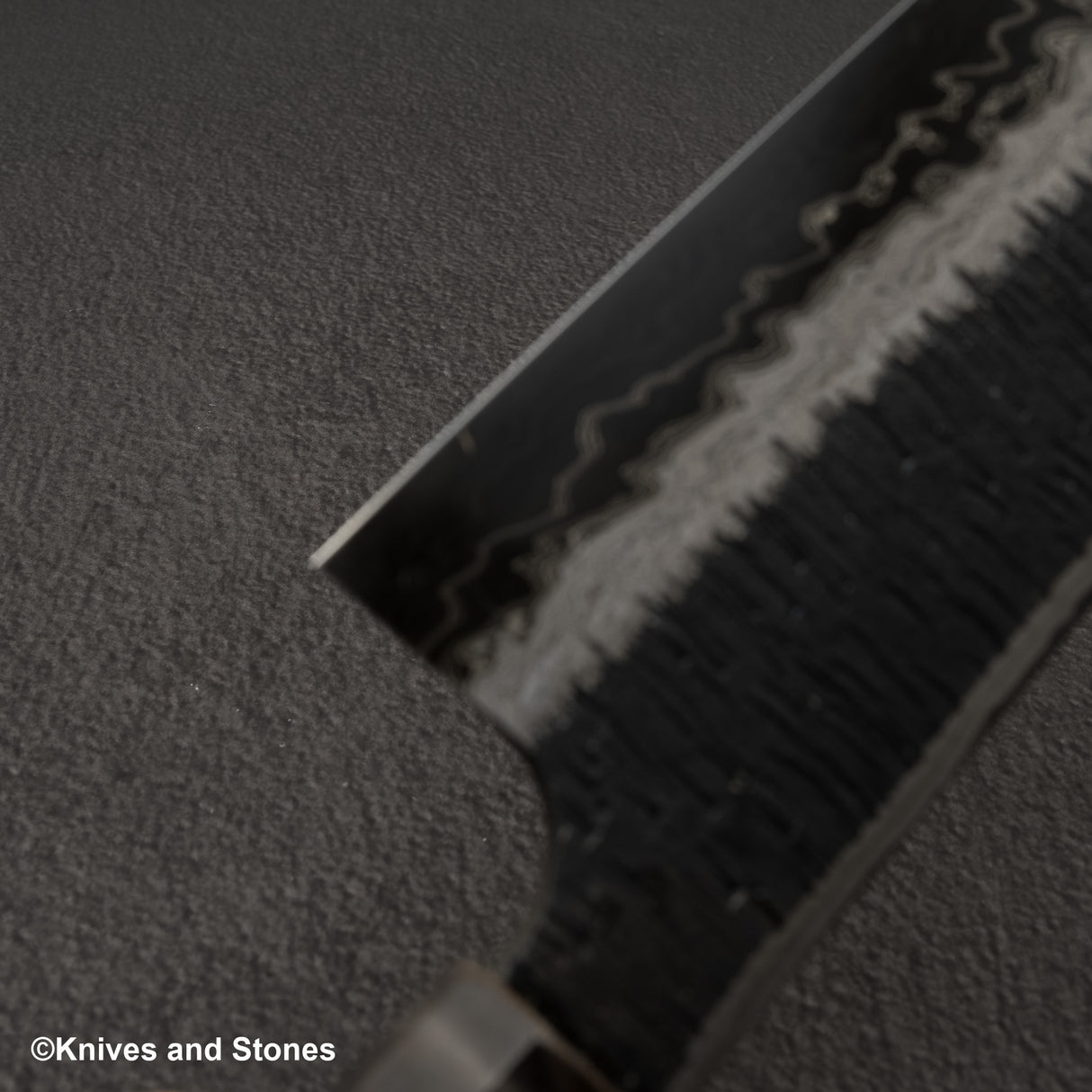 Hatsukokoro Itadaki Blue2 & White2 Dual Core Damasccus Tcushime K-tip Gyuto 240mm Birch Handle