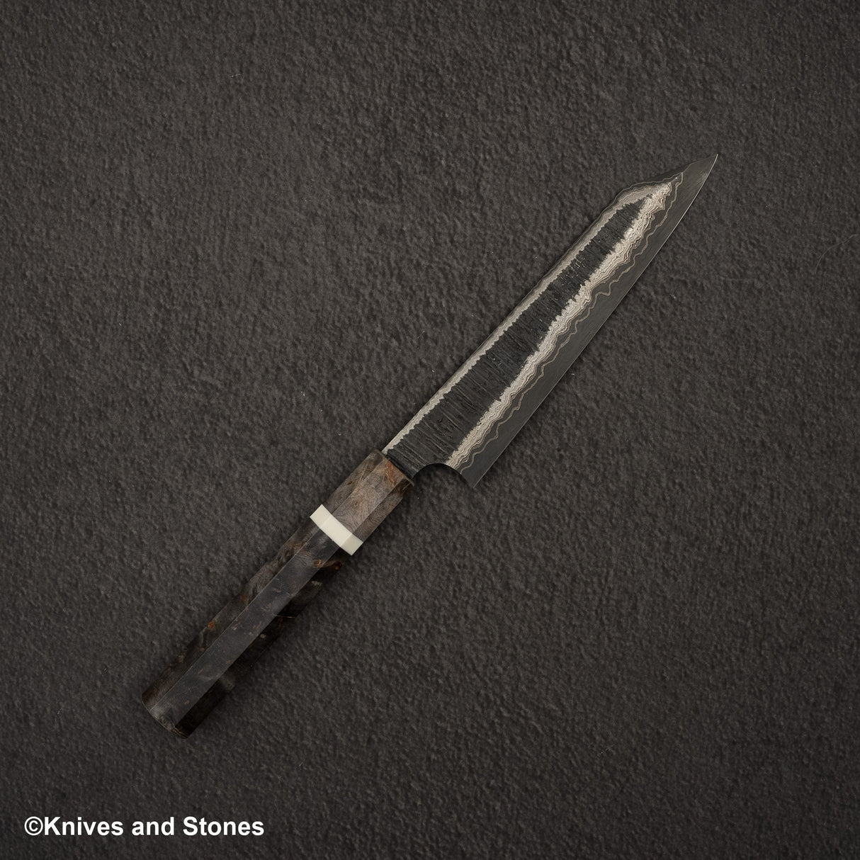Hatsukokoro Itadaki Blue2 & White2 Dual Core Damasccus Tsushime K-tip Petty 150mm with Saya