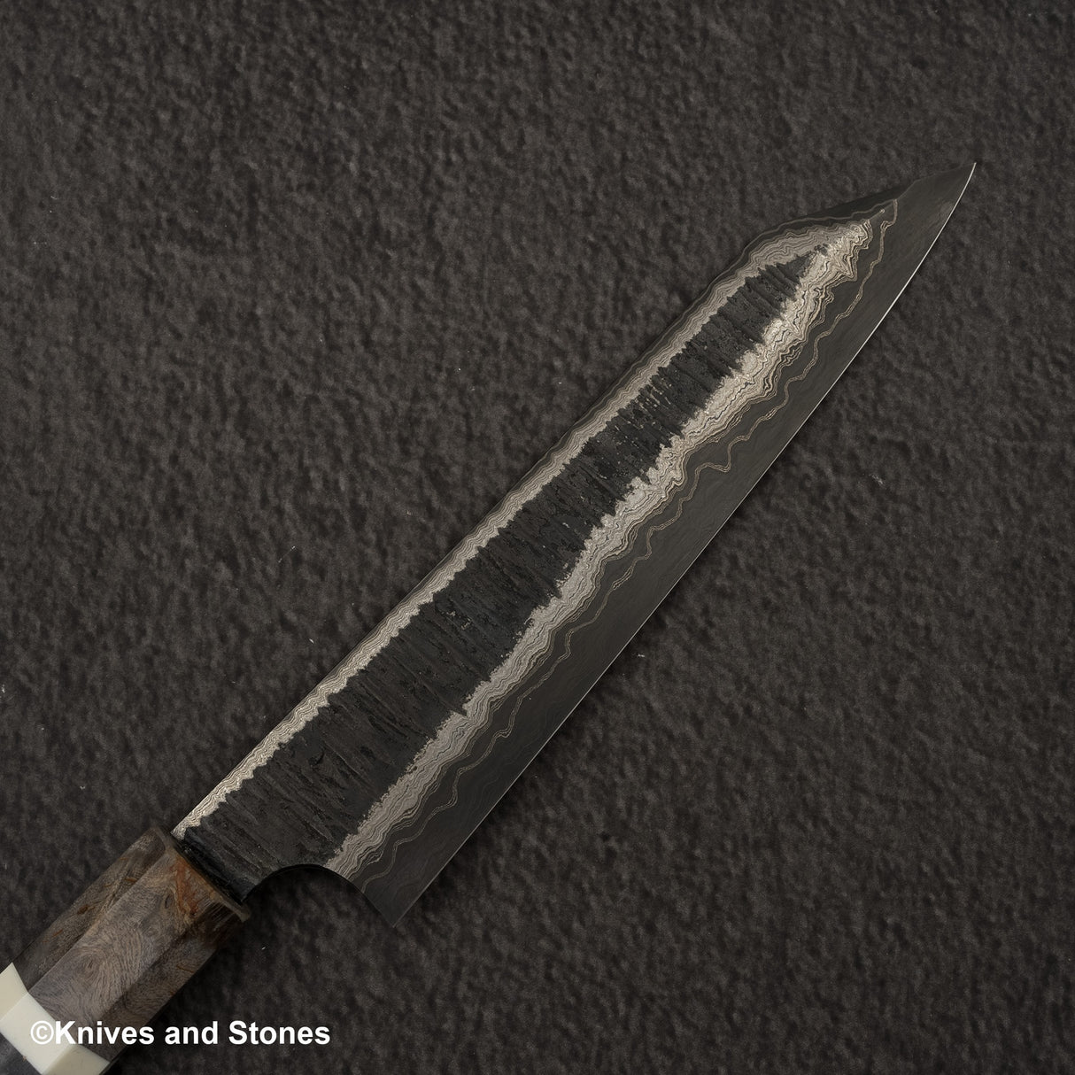 Hatsukokoro Itadaki Blue2 & White2 Dual Core Damasccus Tsushime K-tip Petty 150mm with Saya