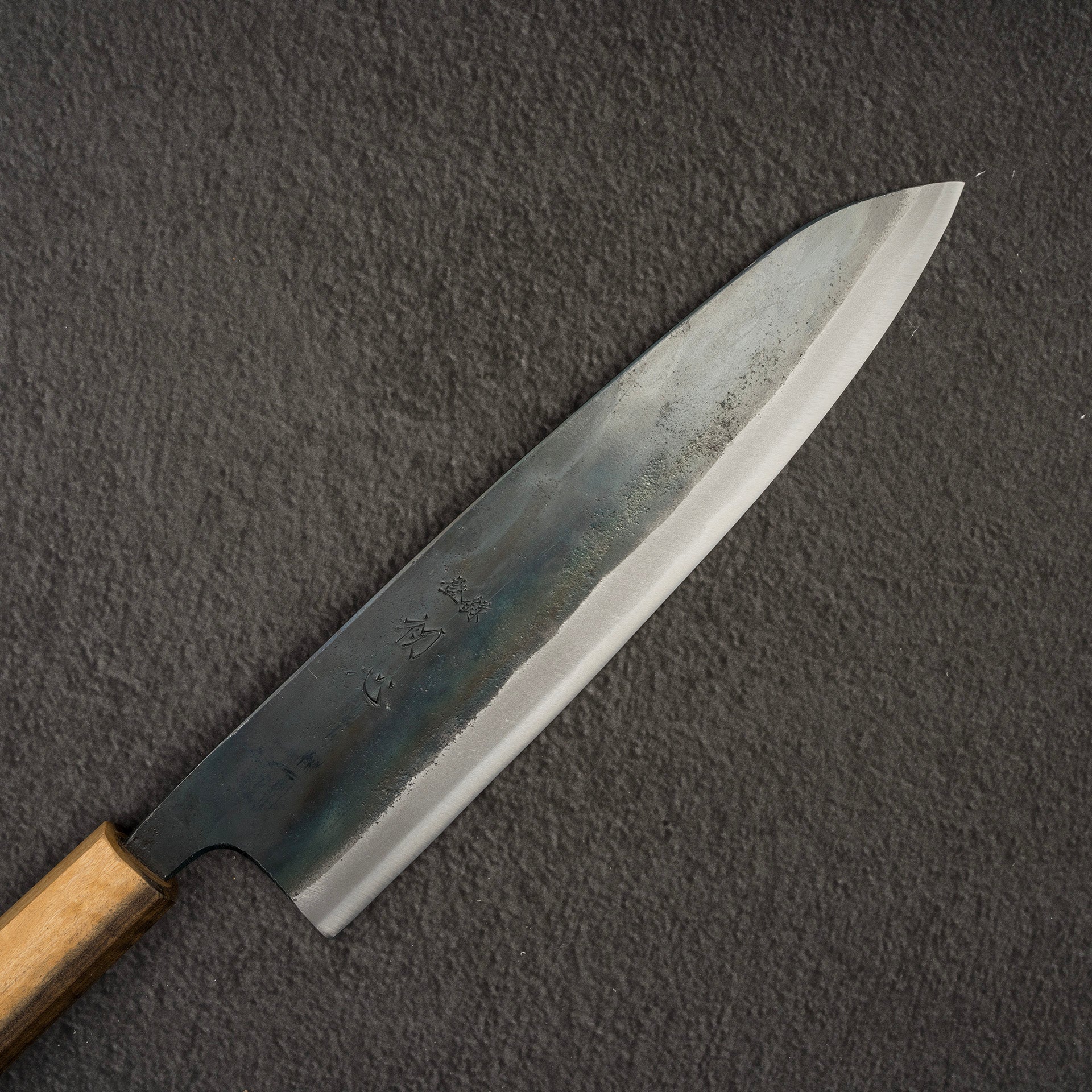 有次　別打　 牛刀 初心黑鯨青鋼一號黑打牛刀210mm – Knives and Stones