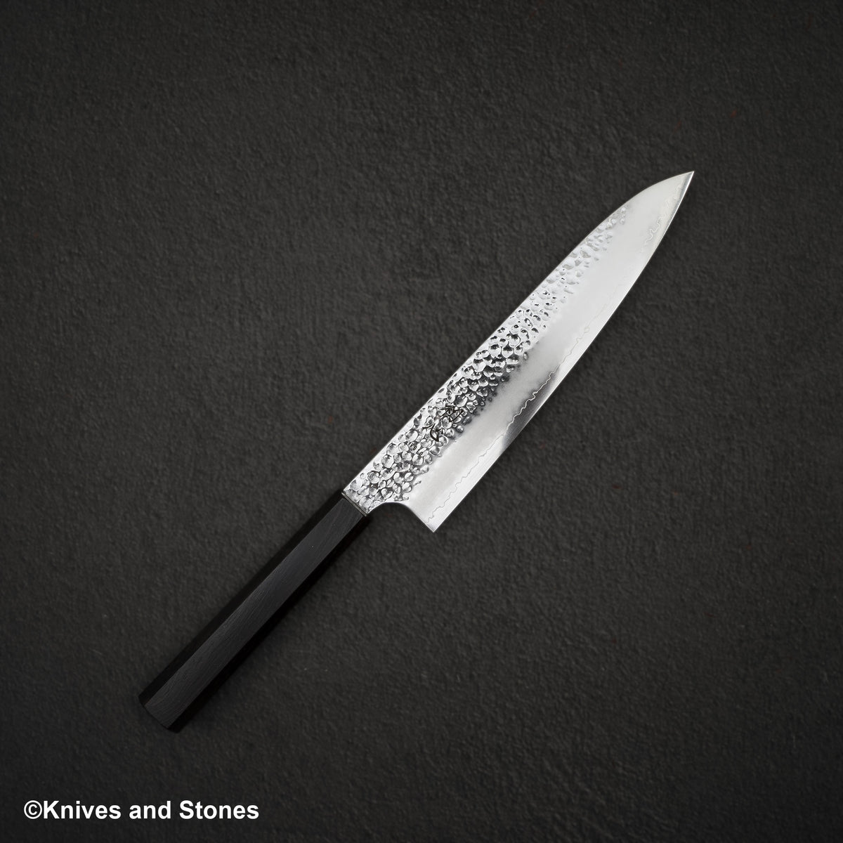 Hatsukokoro Hayabusa VG10 Tsuchime Sanmai Gyuto 210 mm, the default pick on this page.