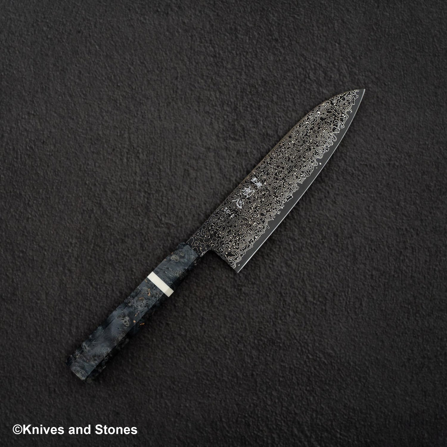 Hatsukokoro Saihyo SG2 Kurozome Black Damascus Santoku 180mm Birch