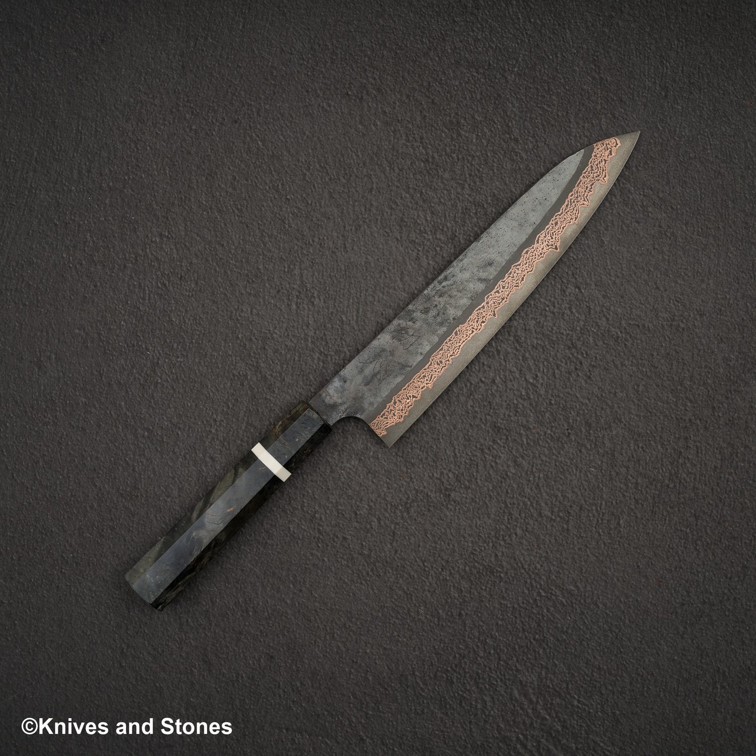 Hatsukokoro x Nigara Yorokobi SLD 銅大馬士革牛刀 240 毫米樺木手柄