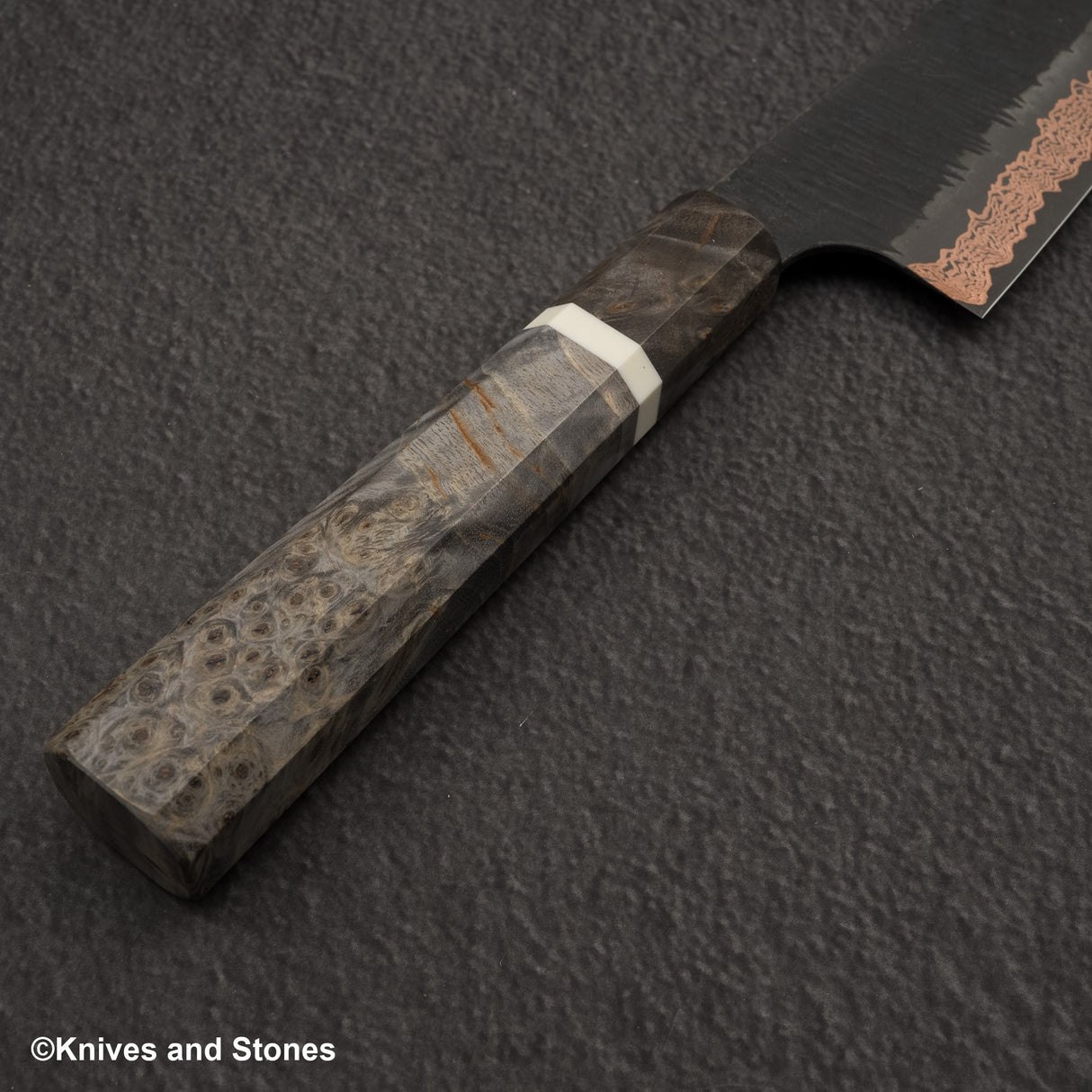 Hatsukokoro x Nigara Yorokobi SLD Copper Tsuchime Damascus Gyuto 210mm with Saya