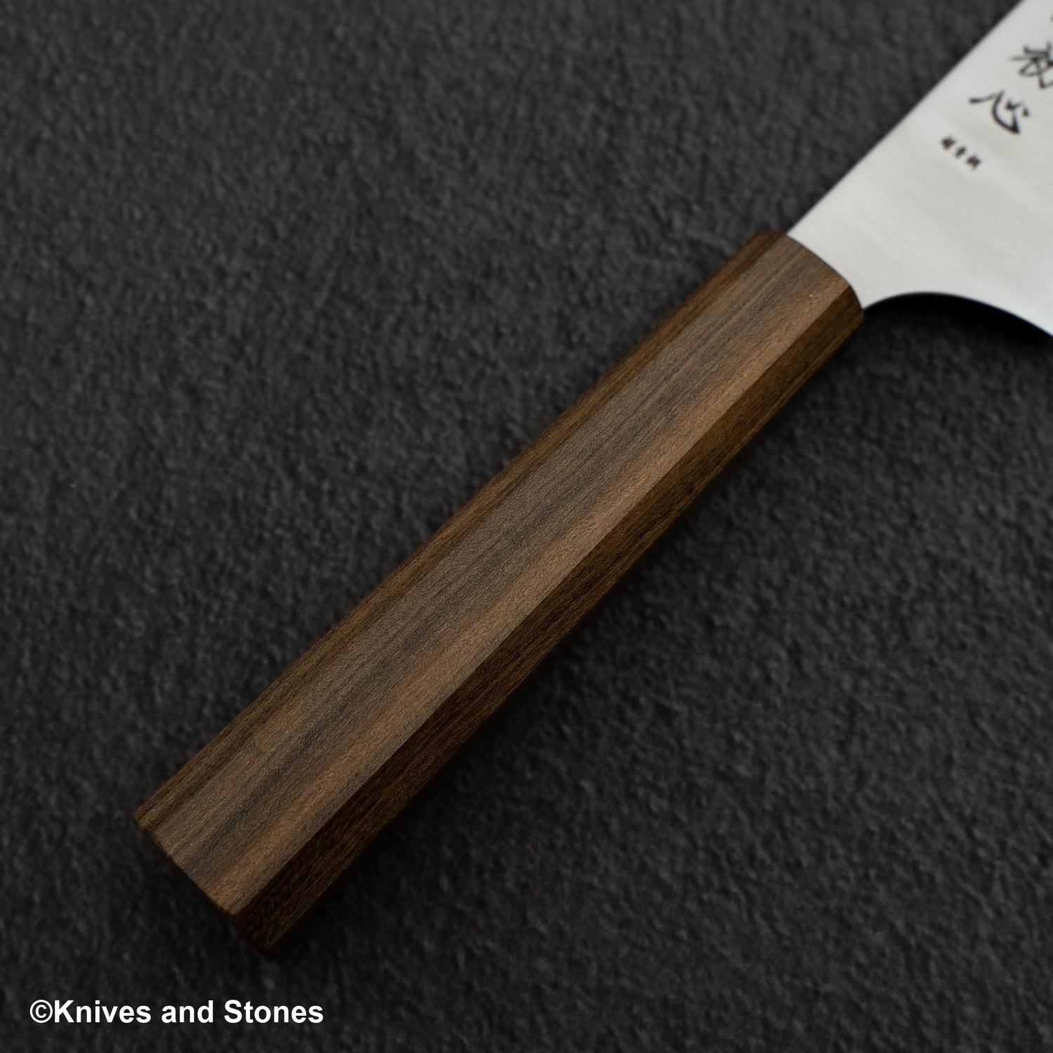 Hatsukokoro Hayabusa Aogami Super Migaki Santoku 180mm Black Chacate