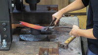 Kurosaki foring close Yu Kurosaki Forging Two Knife Blanks Kurosaki 2016 Visit