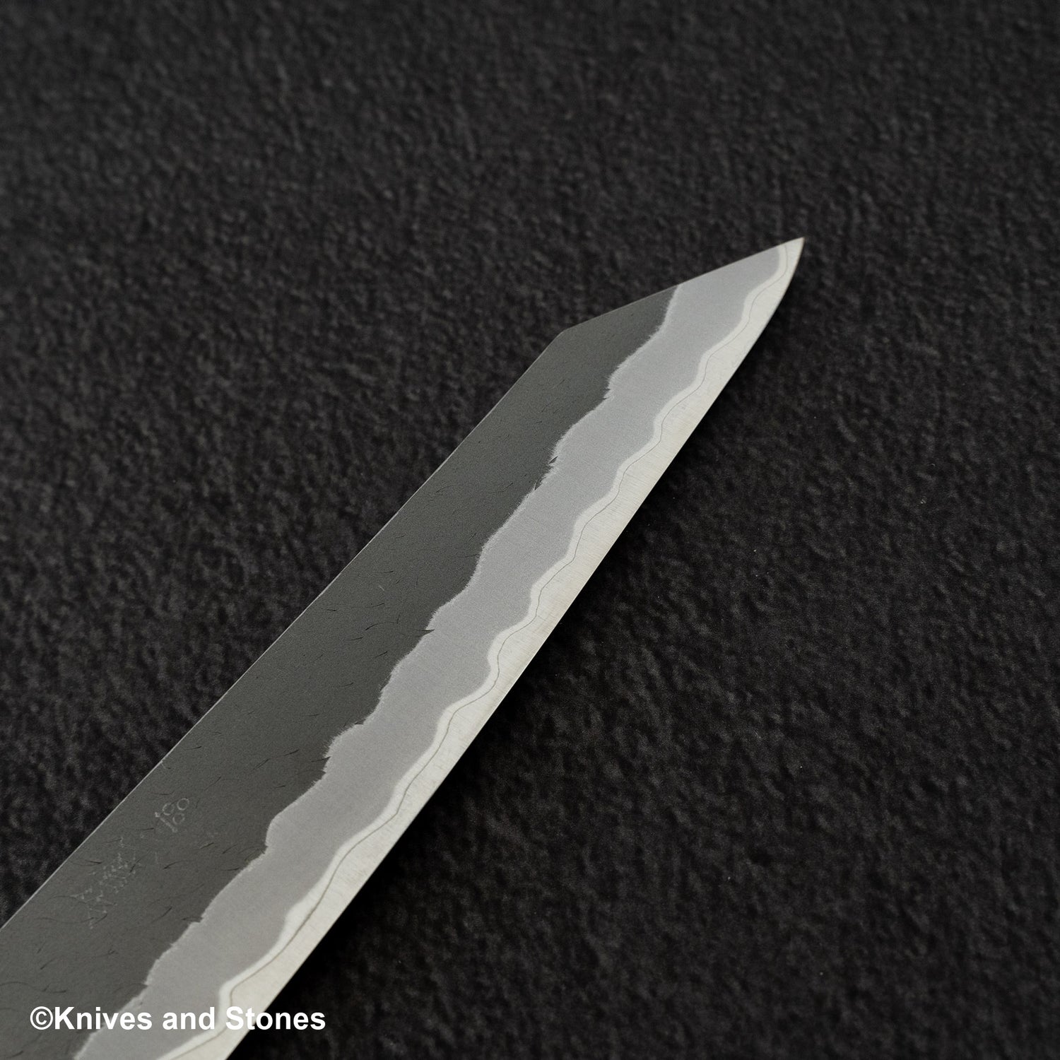 Nigara Aogami（藍色）超級霧面 Migaki Tsuchime 成品 K-tip Petty 150mm 黑色 Chacate