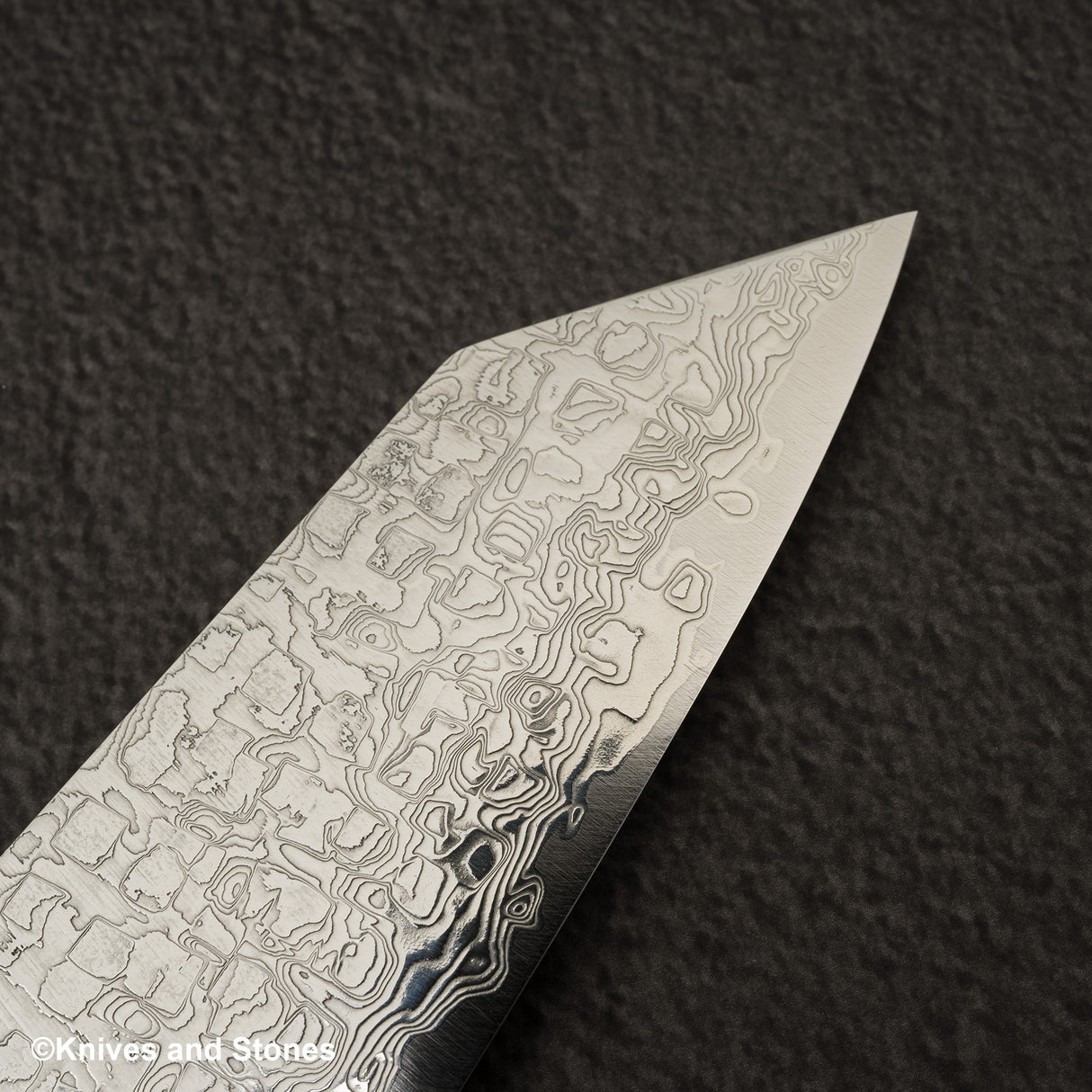 Takeshi Saji SG2 Diamond Damascus Bunka 180mm Ironwood