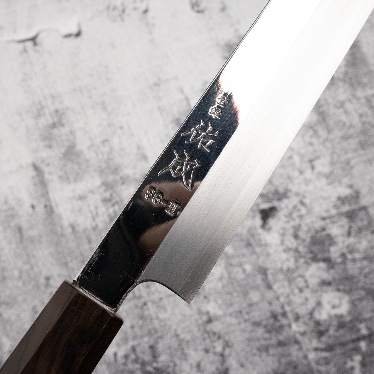 Sukenari SG2 K-tip Yanagiba 270mm Mirror Polish with Saya Ni-Mai (2-Layer)