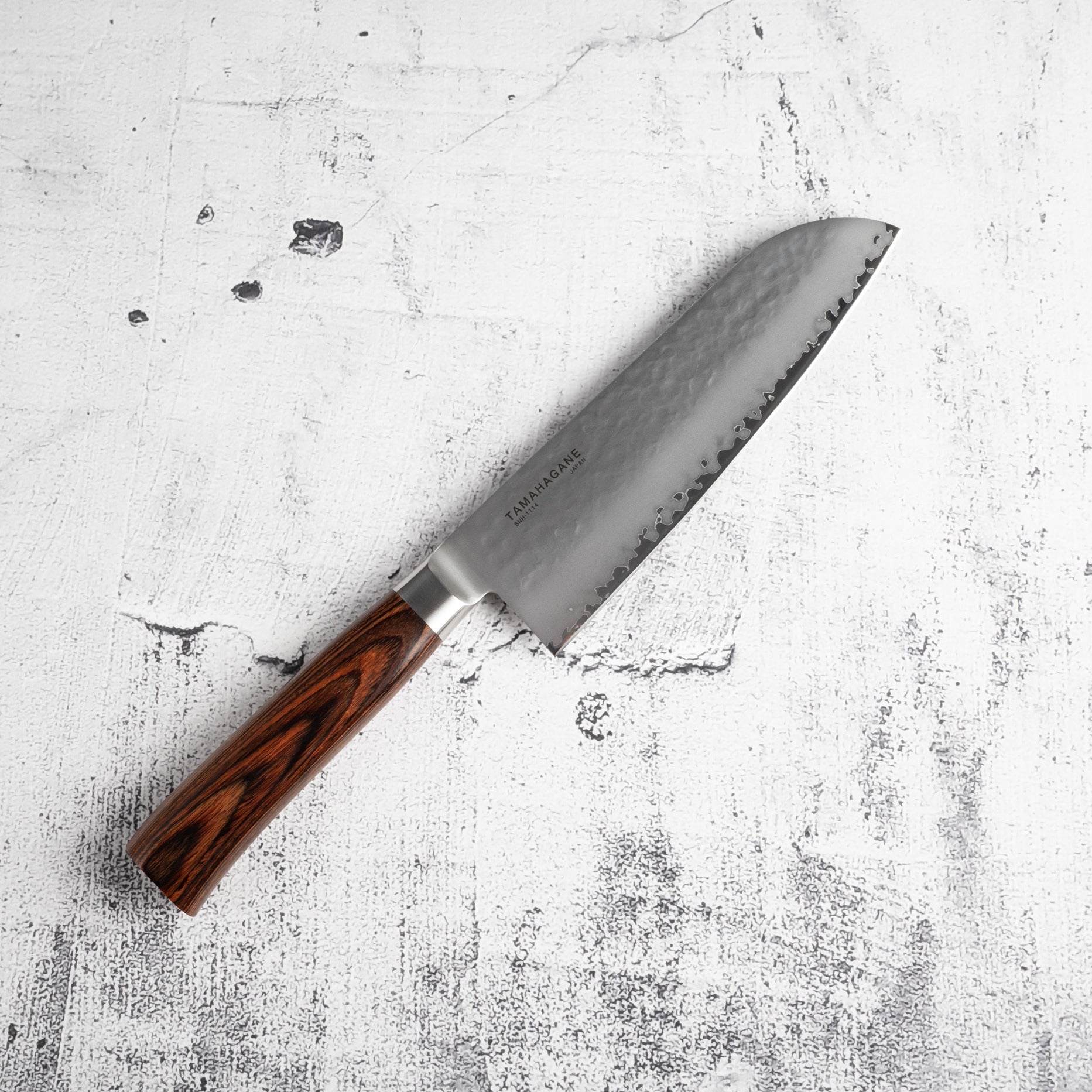 Tamahagane San Tsubame 刀- 刀具和石頭– Knives and Stones
