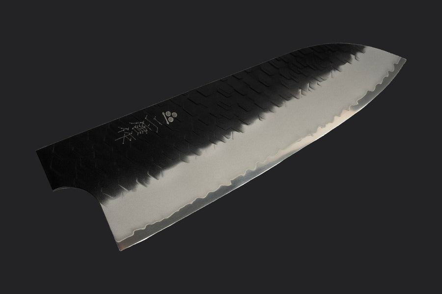 Kurouchi Tsuchime — blade surface finish